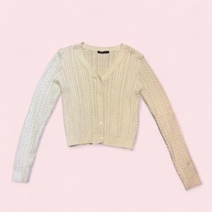 Brandy Melville cream cable knit cardigan 🤍